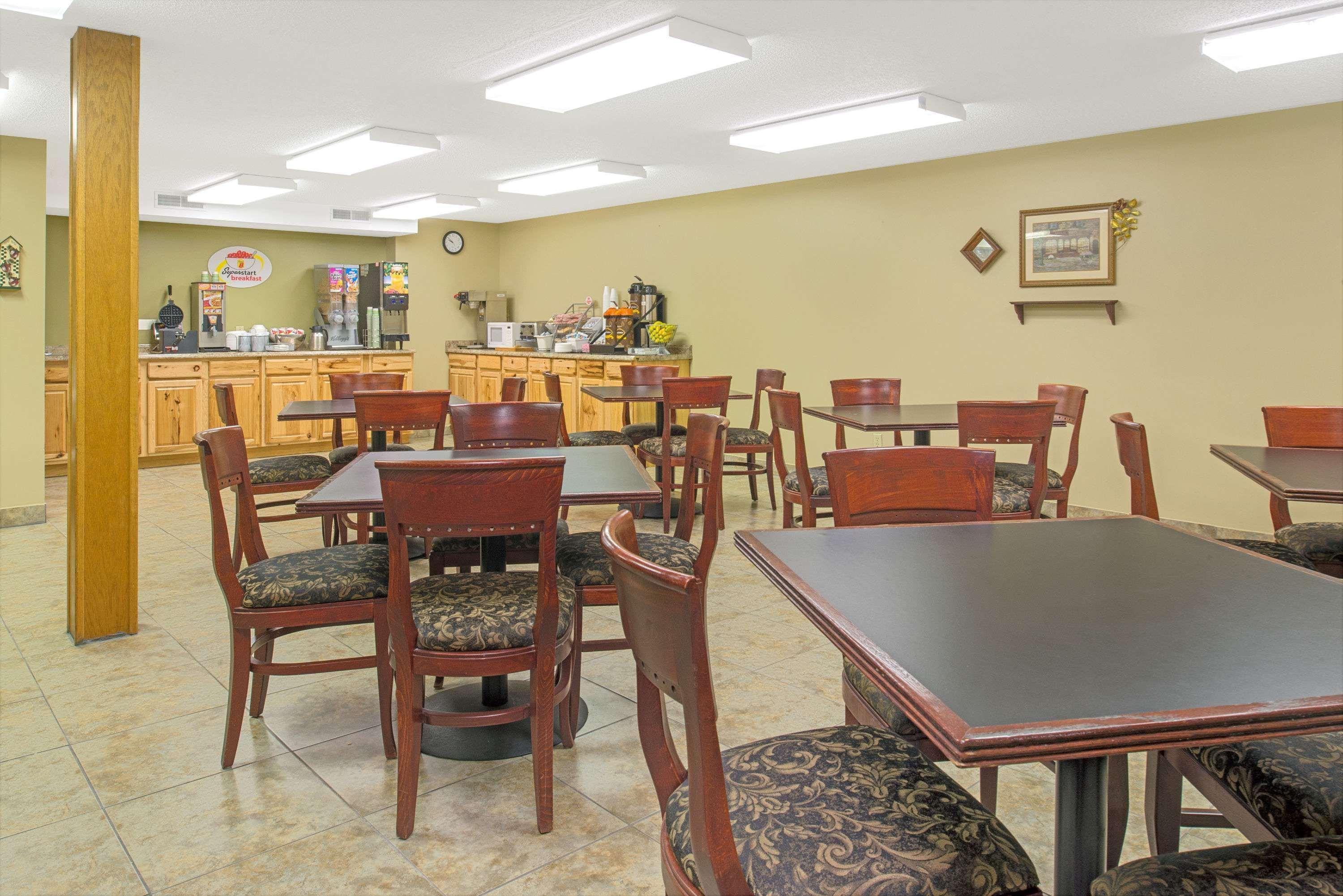 Super 8 By Wyndham St. Clair Mo Hotel Saint Clair Buitenkant foto