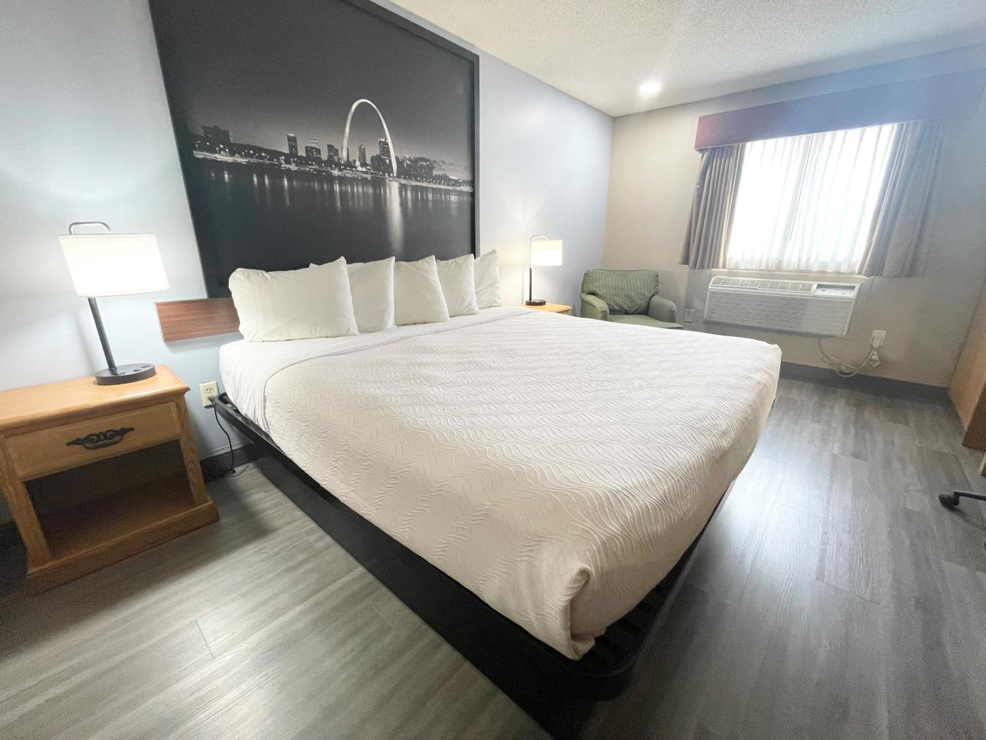 Super 8 By Wyndham St. Clair Mo Hotel Saint Clair Buitenkant foto