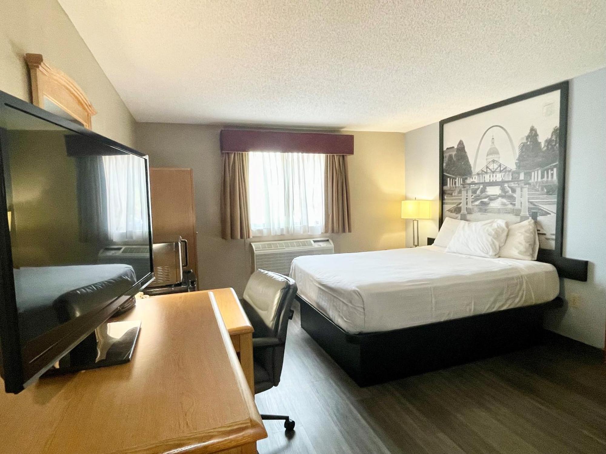 Super 8 By Wyndham St. Clair Mo Hotel Saint Clair Buitenkant foto