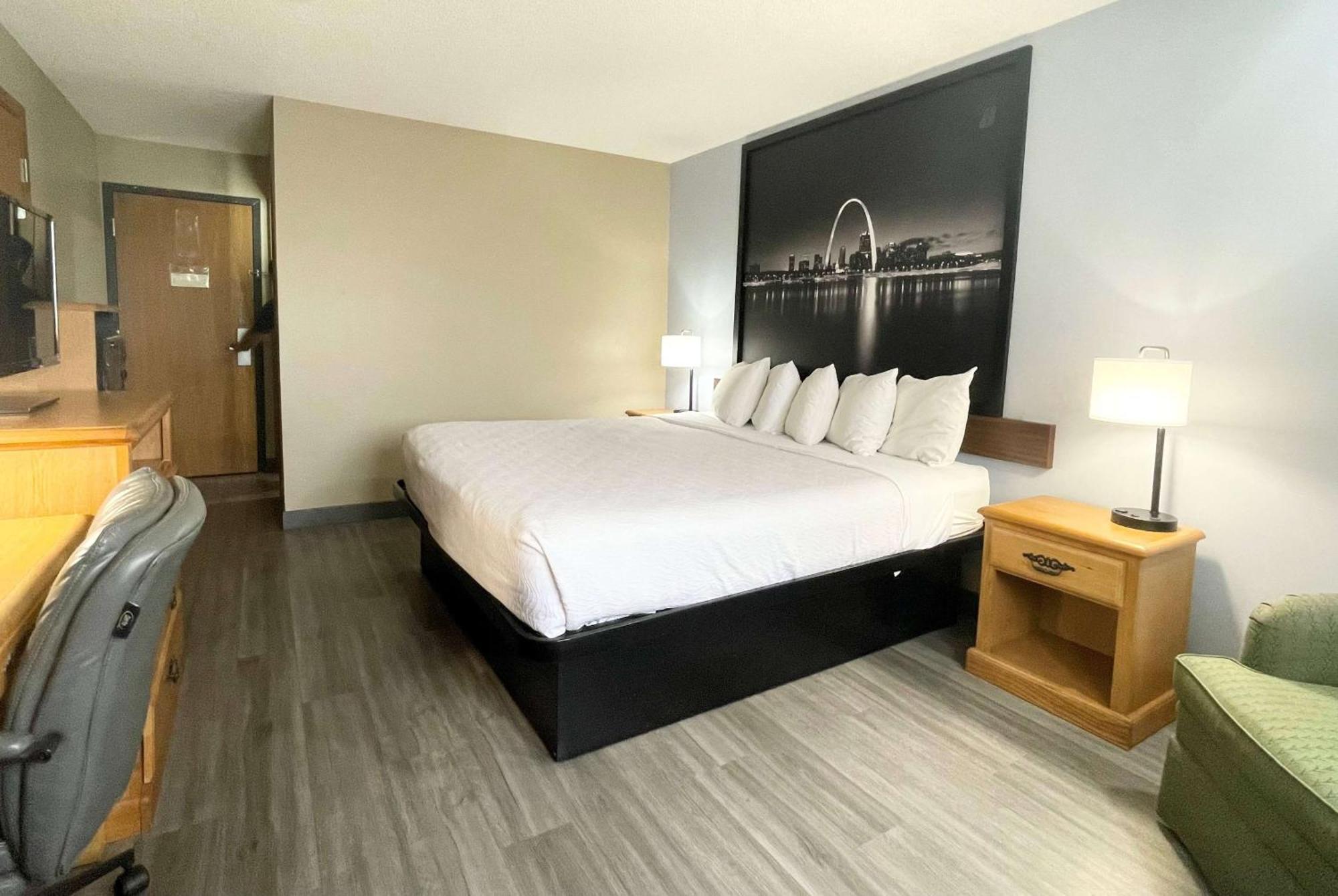Super 8 By Wyndham St. Clair Mo Hotel Saint Clair Buitenkant foto